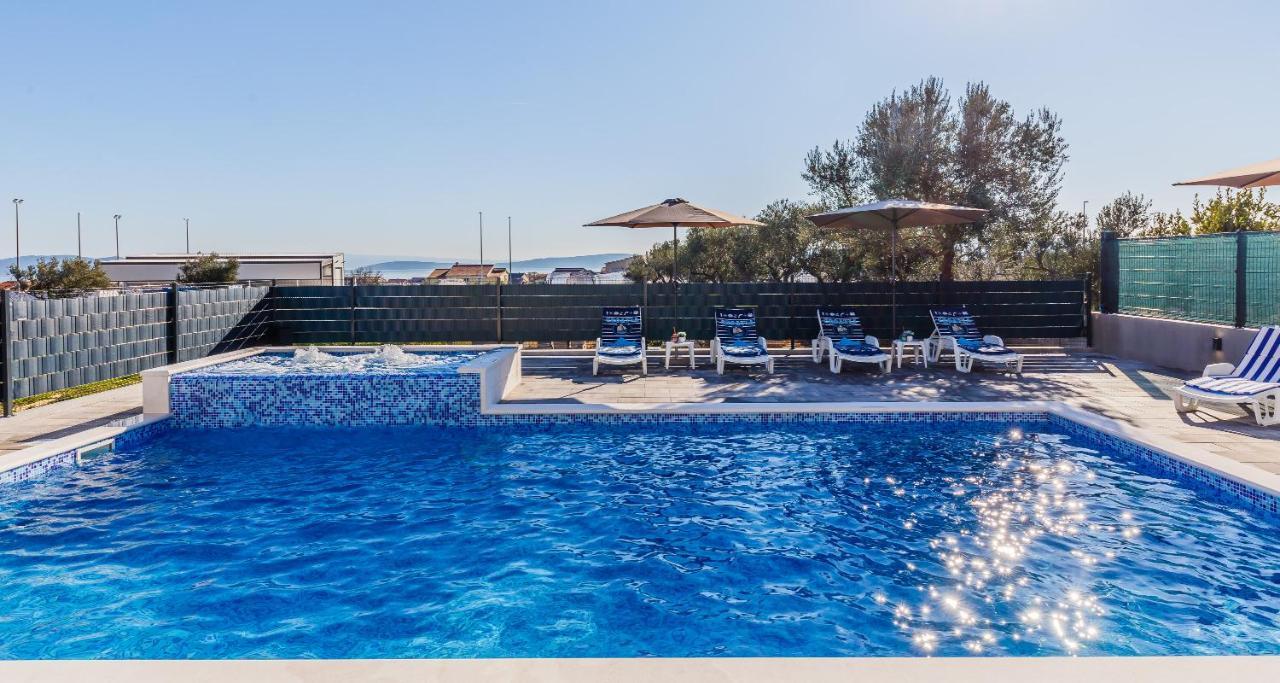 VILLA LaMARIN Kaštela Esterno foto