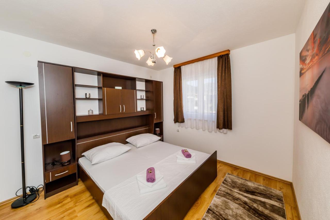 VILLA LaMARIN Kaštela Esterno foto